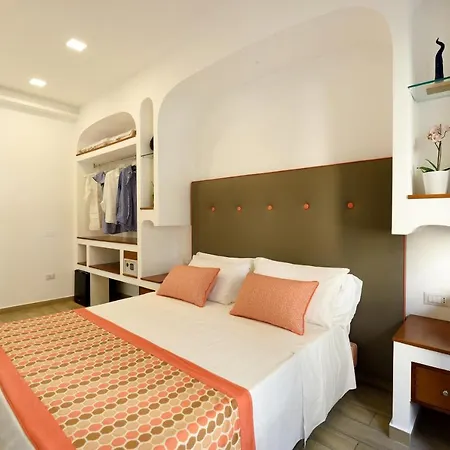Sorrento Rooms Bed and Breakfast Σορέντο