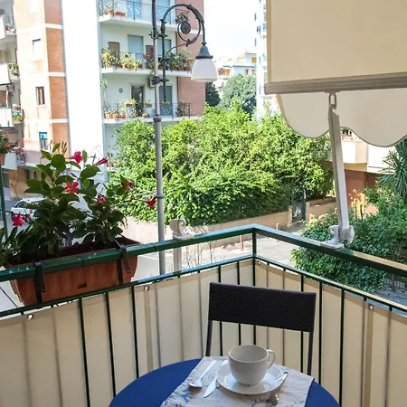 住宿加早餐酒店 Sorrento Rooms 索伦托