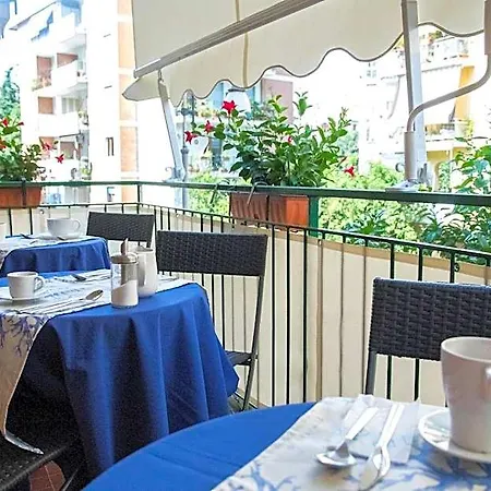 Sorrento Rooms Couette-café 4*