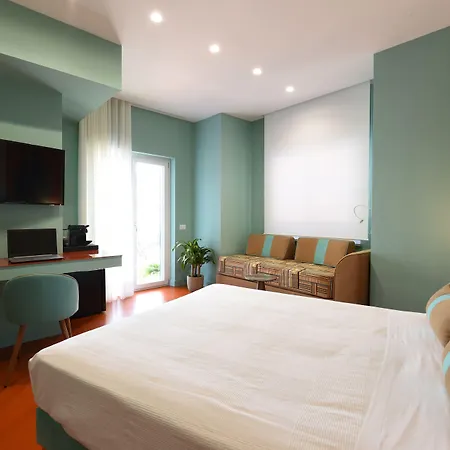 Sorrento Rooms 4*