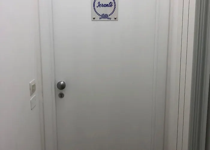 Sorrento Rooms Bed & Breakfast 4*