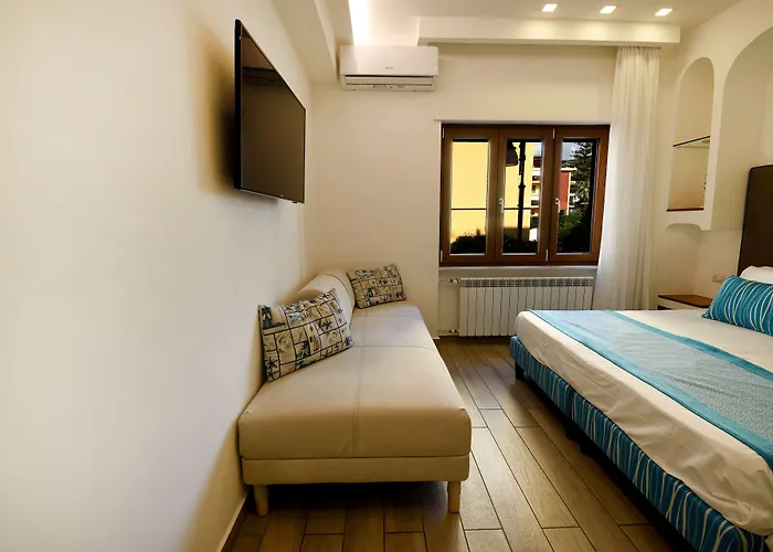 Sorrento Rooms 4* Sorrento